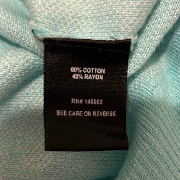 Torrid Light Blue Daisy Floral Print V Neck Button Front Half Sleeve Cardigan 1X - Picture 7 of 10